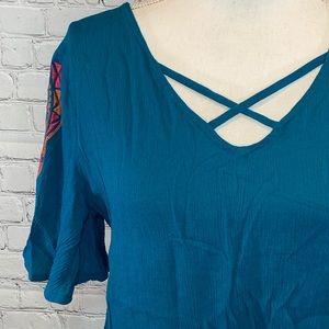 LOVE, FIRE Blouse Criss Cross Bust Tie Bottom Embroidered-Small